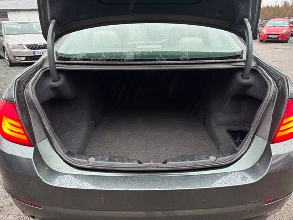 Beautiful Automatic BMW 520D 378280271