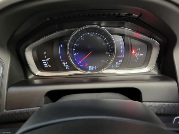 172 VOLVO XC60 2.0D R-DESIGN - LOW MILES - 378203358