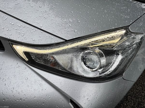 Toyota Prius Plus/Alpha Hybrid 7 Seater Excellent 378205316