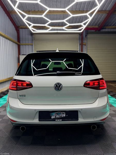 2015 VW Golf GTI - Pano roof + Leather seats 378208056