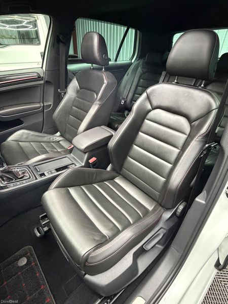 2015 VW Golf GTI - Pano roof + Leather seats 378208072