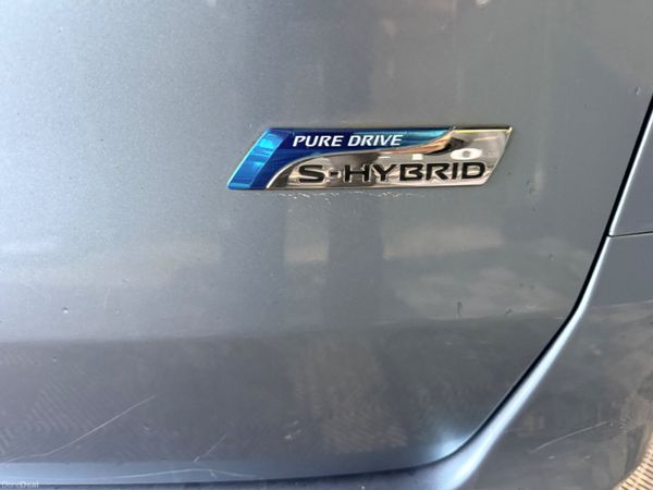 Nissan Serena 2013 378211397