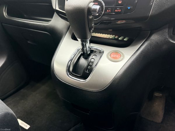 Nissan Serena 2013 378211407