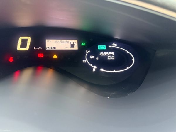 Nissan Serena 2013 378211412