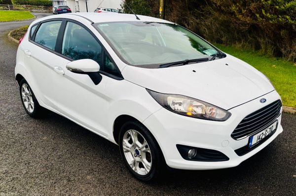 Ford Fiesta 2014 LOW KMS 378233334