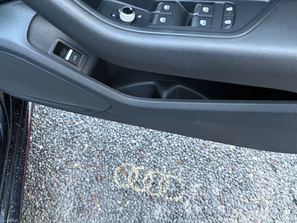 2023 Audi A4 2.0tdi SE 378348352