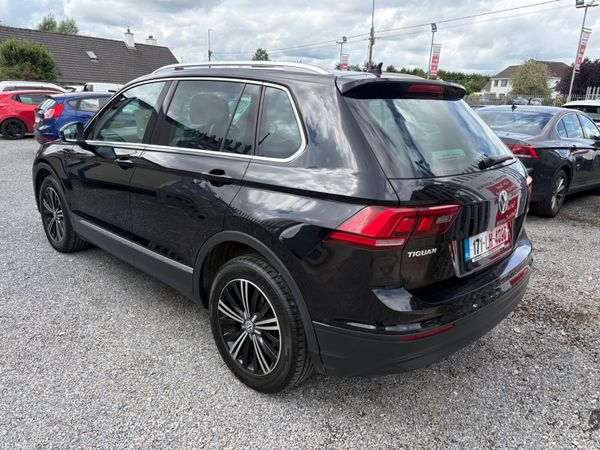 Volkswagen Tiguan 2.0tdi SE 378348661