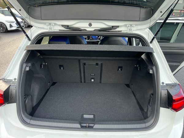 2023 (232) Volkswagen Golf R 20 Years 2.0 TSI 4Mot 378366068