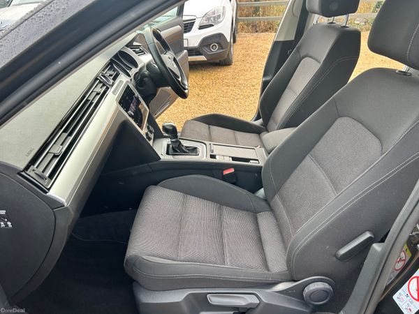 Volkswagen Passat business 2.0TDI 378377931