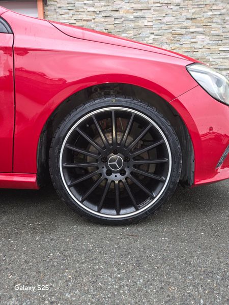 2017 MERCEDES A180 AUTO 378392776