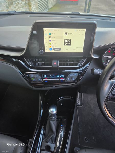 Toyota C-HR 2023 378396502