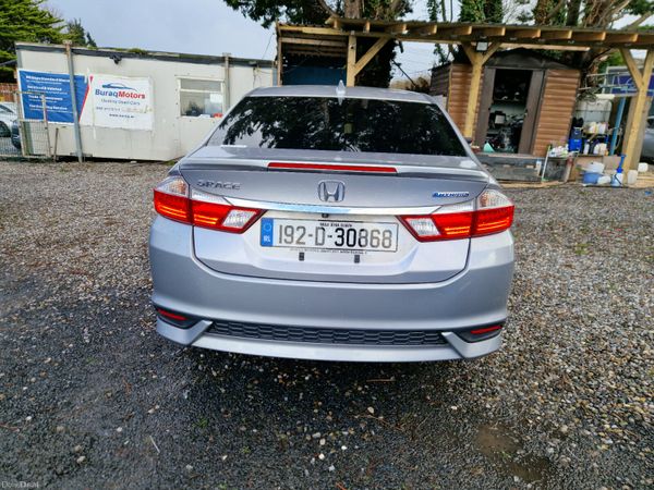 Honda Grace 2019 |High spec hybrid *low mileage* 378397327