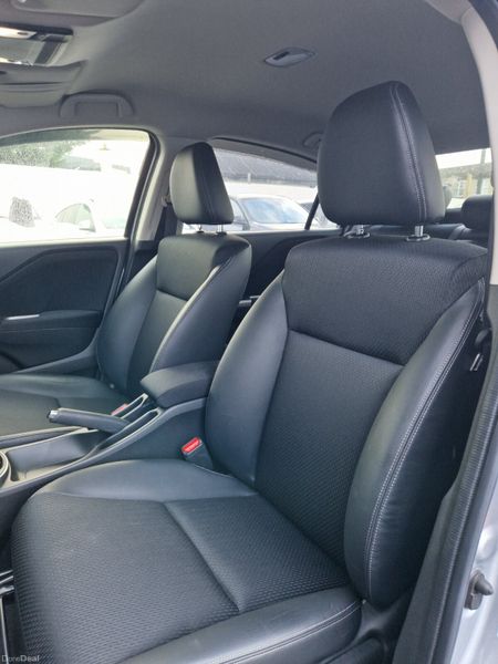 Honda Grace 2019 |High spec hybrid *low mileage* 378397338