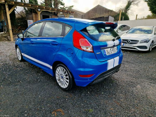 2016 Ford Fiesta 1.0L petrol Auto 378398032