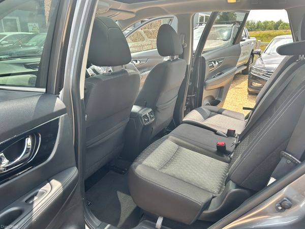 Nissan X-Trail 2020 378302582