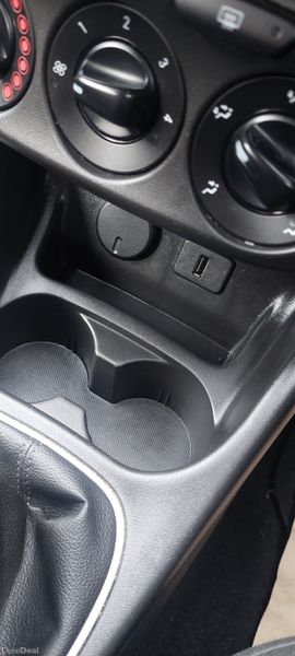 Opel Corsa 2016 378308091