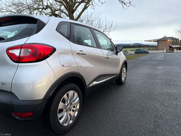 Renault Captur 2016 DCI Life Low Mileage 378312015