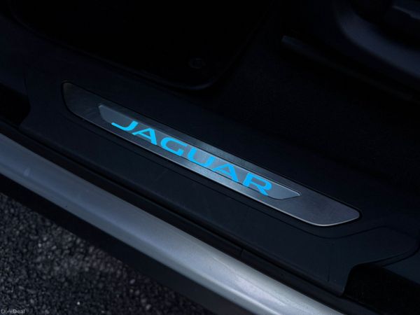 2016 Jaguar F-Pace 2.0 Diesel Prestige Auto 4wd 378315265