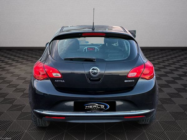2015 Opel Astra *Low mileage* 378326414