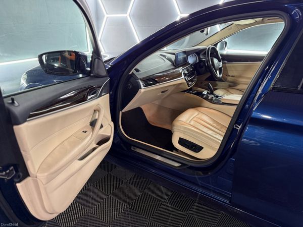 ◼️2017 BMW 520D SE X-DRIVE SUNROOF◼️ 378443008