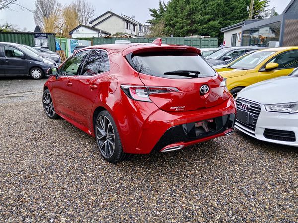 Toyota Corolla Sport 1.2 Manual 378462353