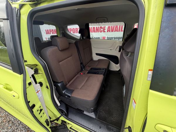 Toyota Sienta 2016/8 378464918