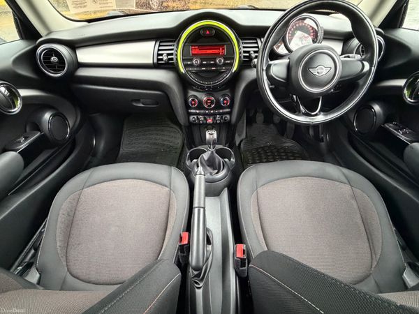 Mini One 2016 378471174