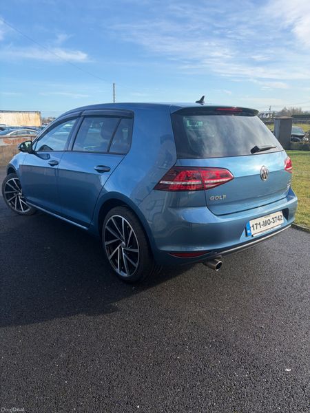 Volkswagen Golf 2017 378481676