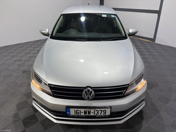 2016 Volkswagen Jetta Highline 2.0 TDi Manual 378413523