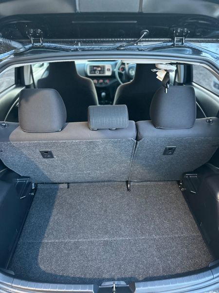 Toyota Yaris 2015 | 1.3Petrol| Automatic 26k kms 378543988