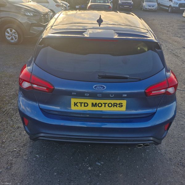LOW MILEAGE Ford Focus 2020 378550358