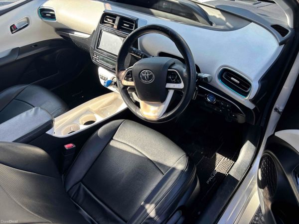 Toyota Prius 2016| 1.8 hybrid| Warranty included 378572254