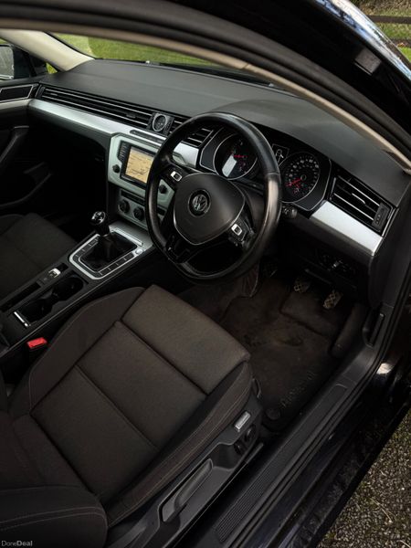 Volkswagen Passat 2016 Low Mileage 378572874