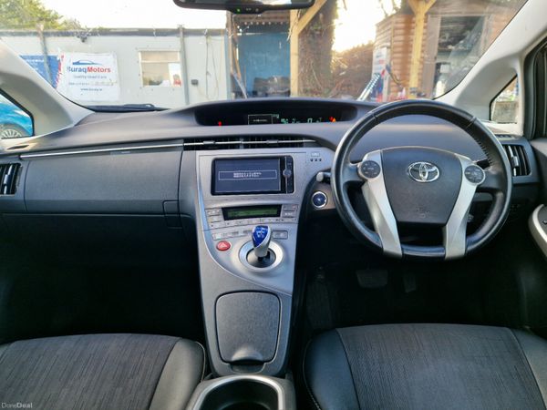 2014 Toyota Prius G pack |Half leather interior 378509578