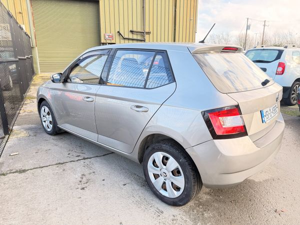 Skoda Fabia 2015 1.0 litter petrol Fresh NCT 378513060