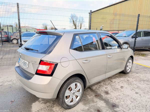Skoda Fabia 2015 1.0 litter petrol Fresh NCT 378513029