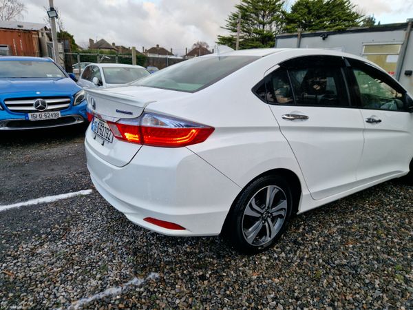 2015 Honda Grace Self charging hybrid Auto 378534848