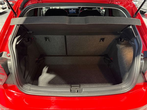 2018 Volkswagen Polo  1.0 Auto, 33K Miles 378643850
