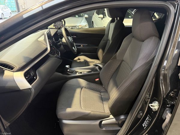 2020 Toyota CHR  1.8 Hybrid automatic,41K Miles 378646178