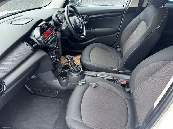 152  Mini Cooper 1.5 AUTOS 378661612