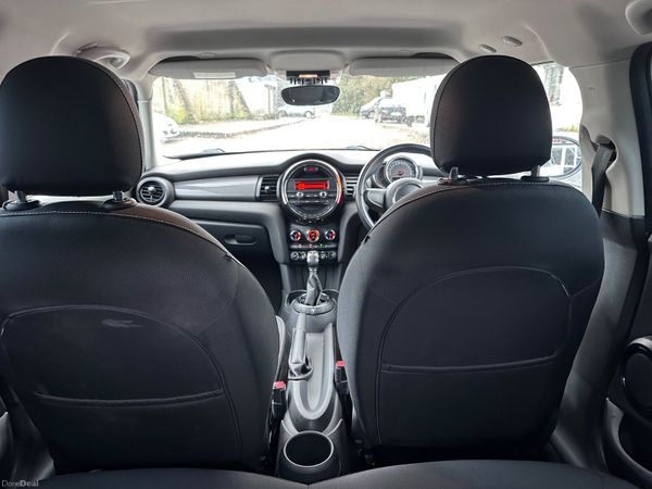 152  Mini Cooper 1.5 AUTOS 378661614