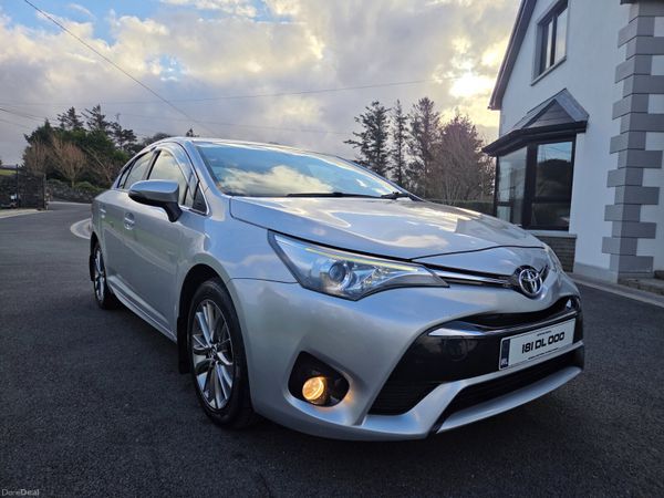 Toyota Avensis 2018 378673810