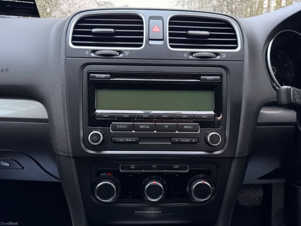 Volkswagen Golf Automatic Irish Car Low KM 378675344