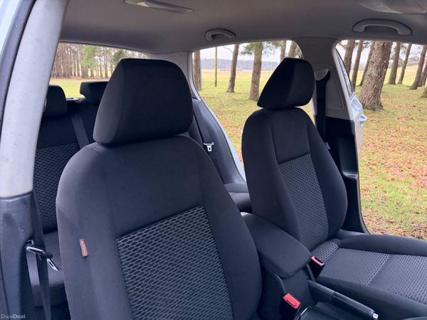 Volkswagen Golf Automatic Irish Car Low KM 378675348