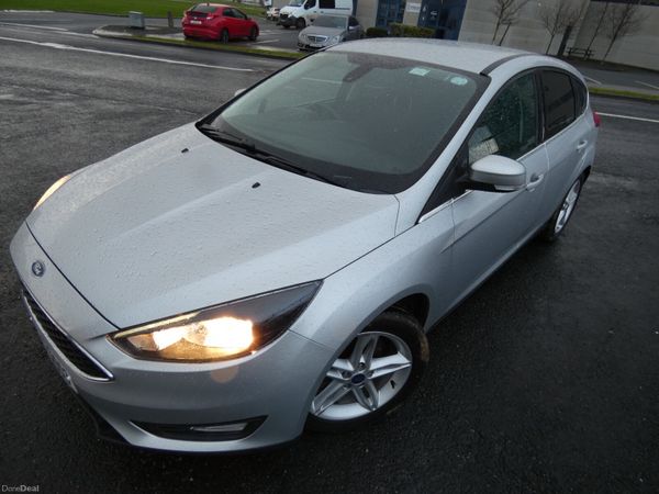 Ford Focus 1.0 Ecoboost Turbo 100PS Zetec 378675940