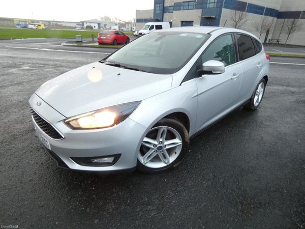 Ford Focus 1.0 Ecoboost Turbo 100PS Zetec 378675933