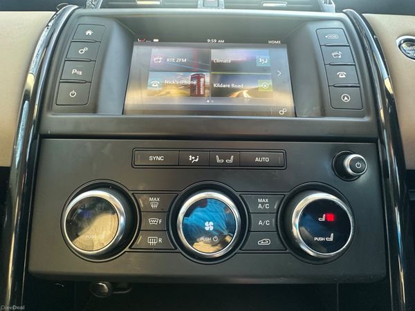 Land Rover Discovery 7 Seater 378681148