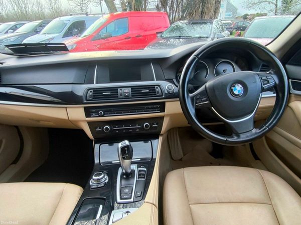 BMW 5-Series 520D SE 378688042