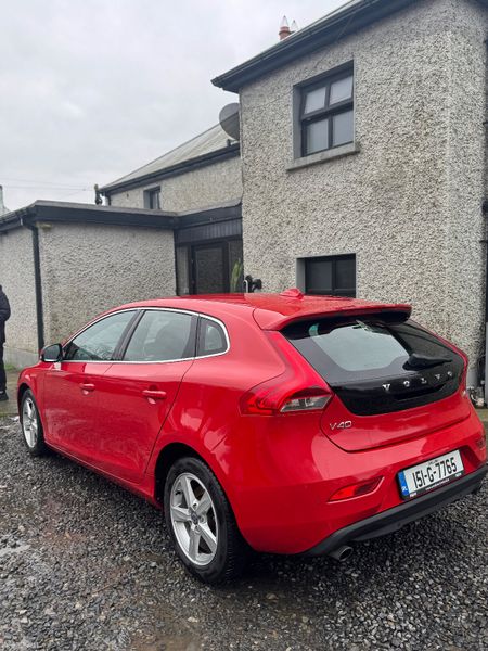 2015 Volvo V40 – High Spec – Stunning Red 378691426