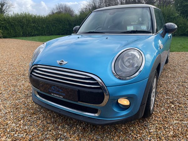 Mini Cooper 2015 378698564